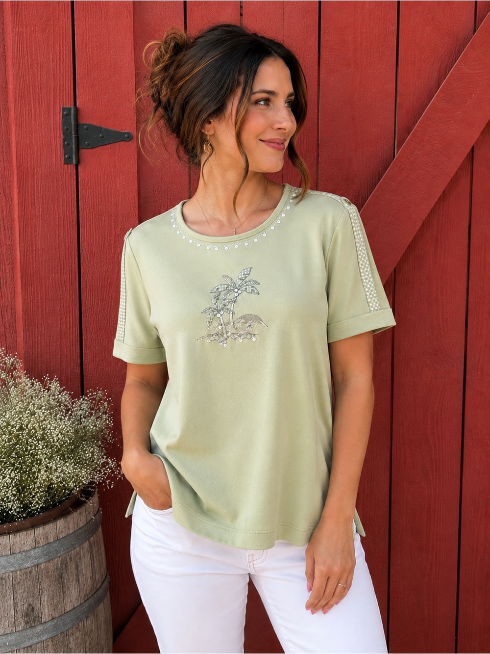 Alfred Dunner Women’s Medium Sage Green Palm Tree Embroidered Beaded Top Coastal